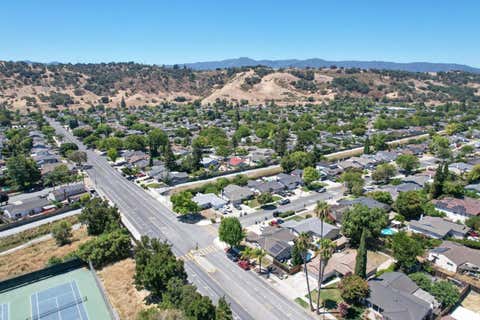 Tiny photo for 6191 Snell Avenue, San Jose, CA 95123 (MLS # ML82054247)