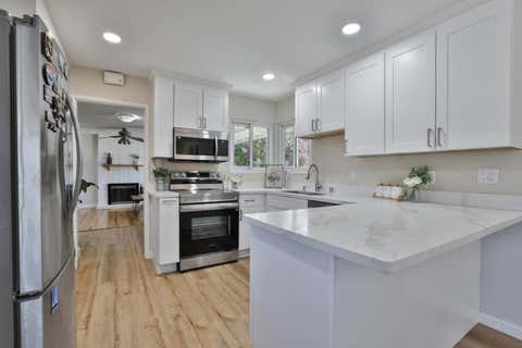 Tiny photo for 6191 Snell Avenue, San Jose, CA 95123 (MLS # ML82054247)