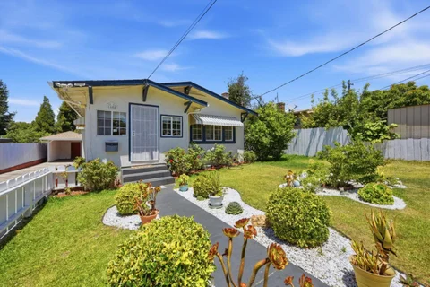 1654 D Street, Hayward, CA 94541 - #: ML82053139
