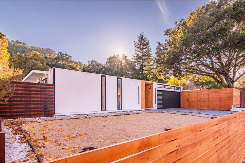 833 Appleberry Drive