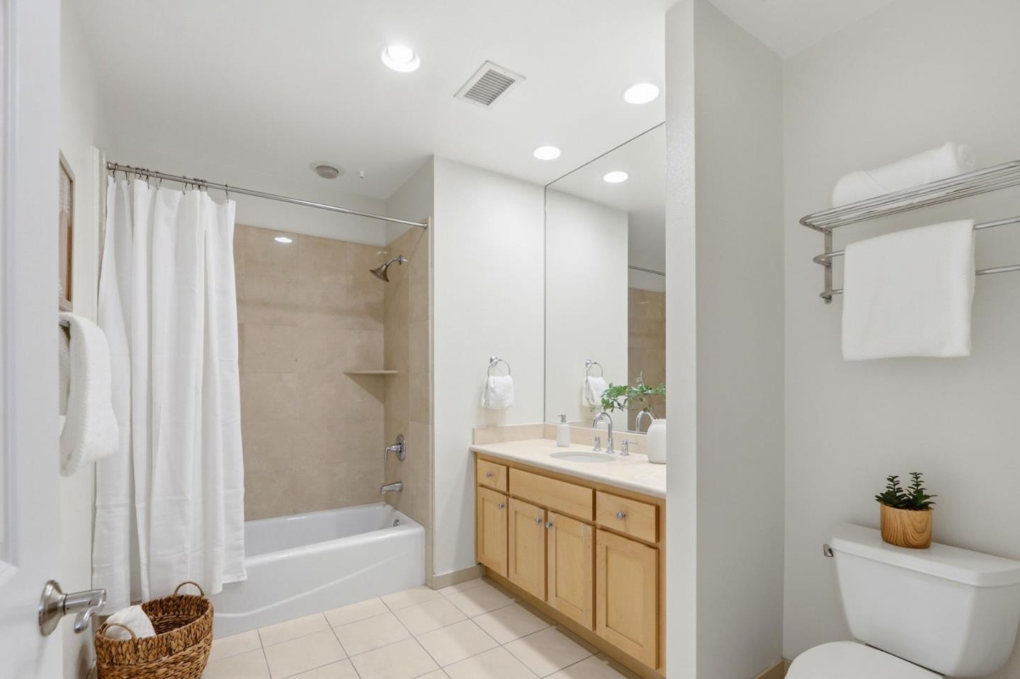 21 North 2nd Street 407