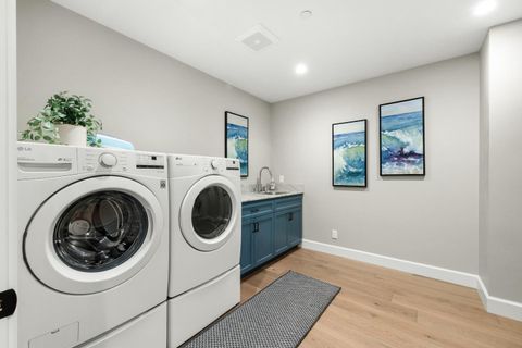 Tiny photo for 124 Lagunitas Court, APTOS, CA 95003 (MLS # ML82020917)