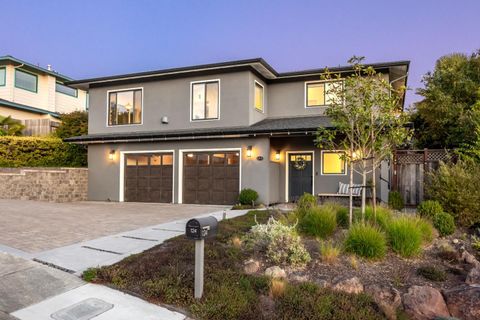 Tiny photo for 124 Lagunitas Court, APTOS, CA 95003 (MLS # ML82020917)
