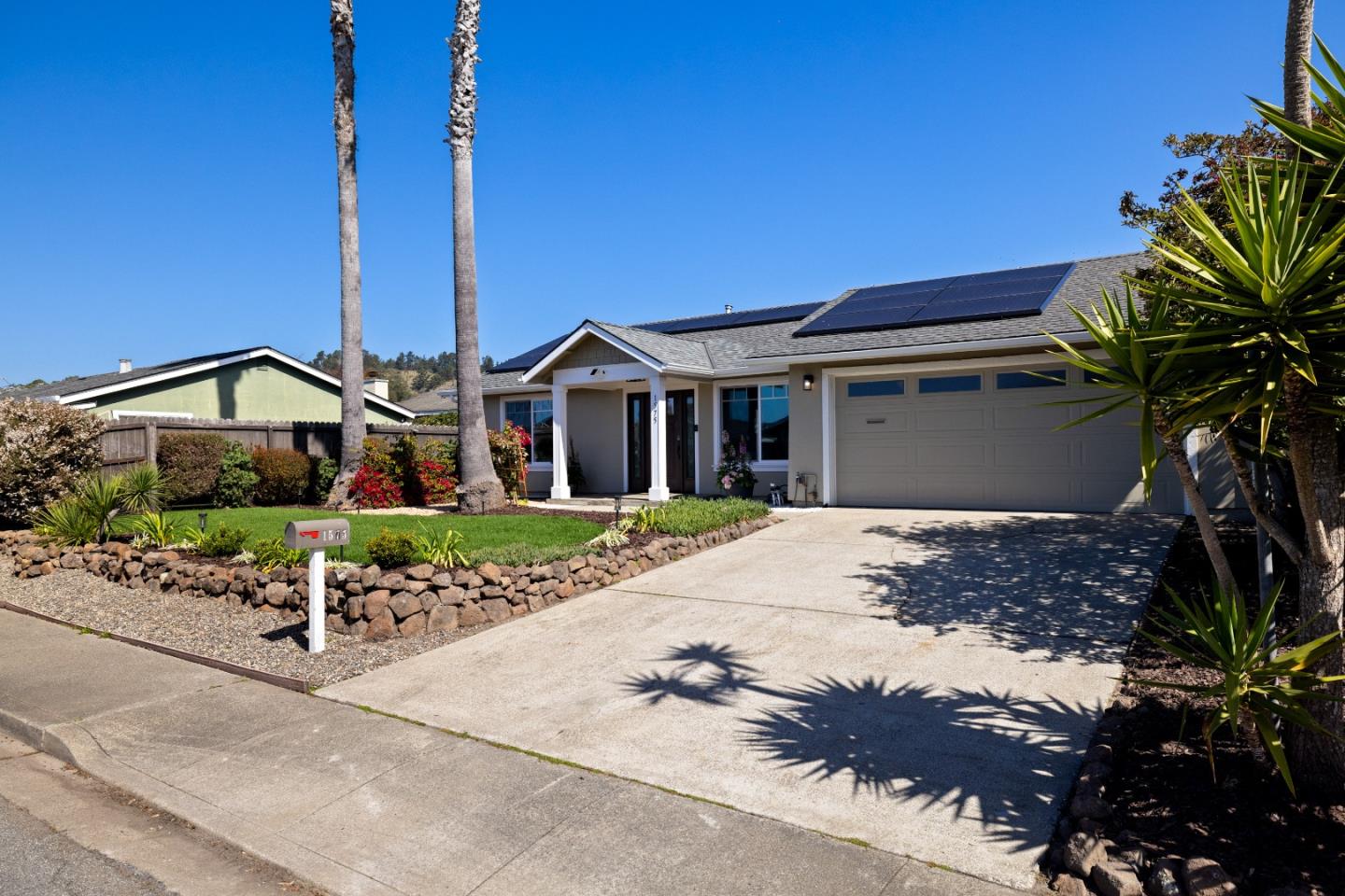 1575 Mizzen Lane
