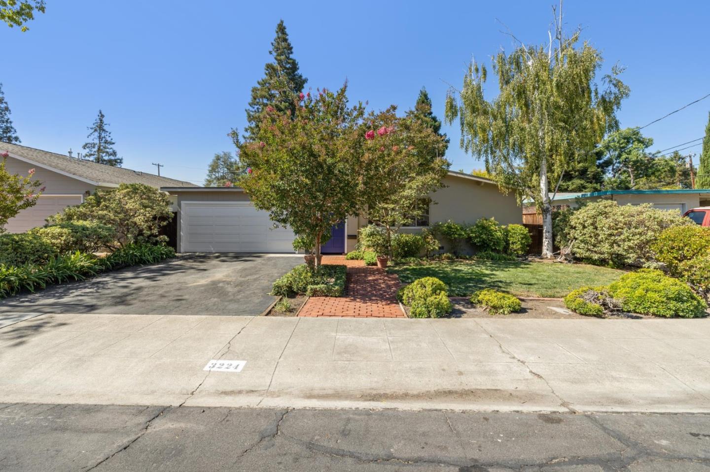 3224 Kipling Street