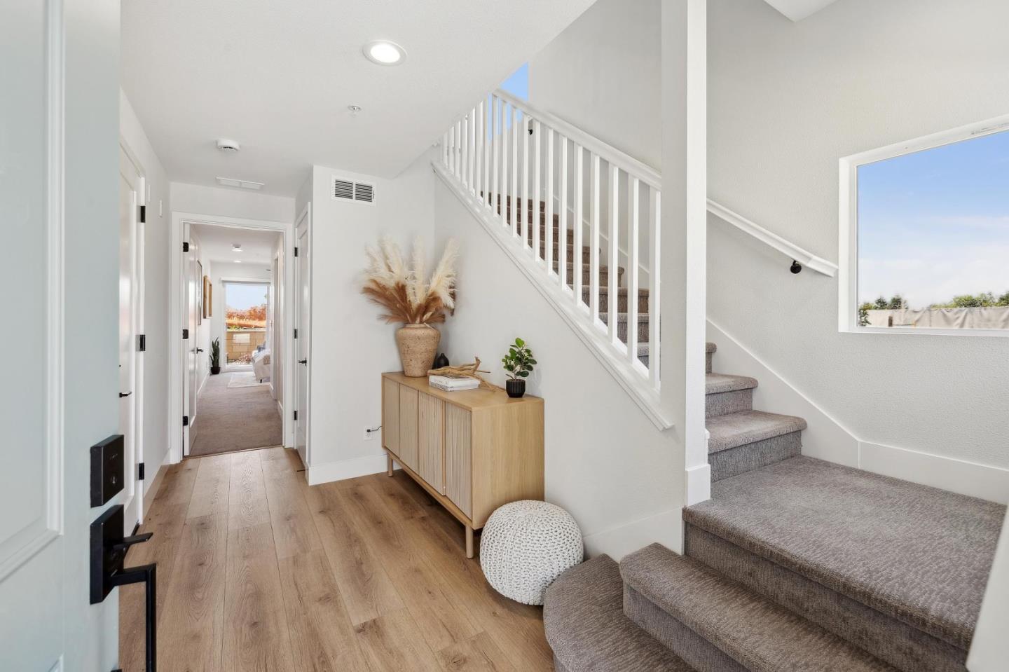 117 Skyline Vista Way