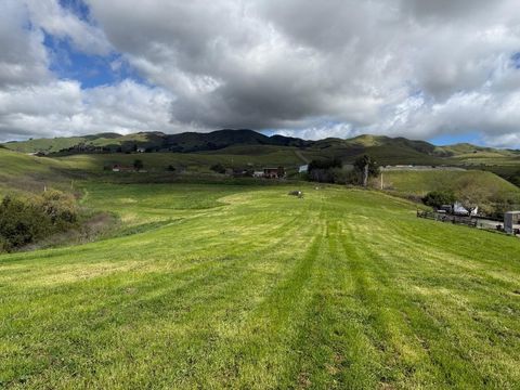 Tiny photo for 2375 Old Calaveras Road, MILPITAS, CA 95035 (MLS # ML82049197)