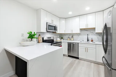 MLS: ML82054603