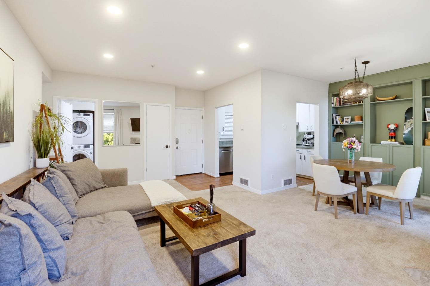 211 South Fremont 309