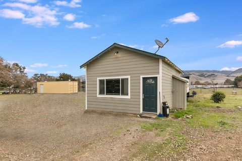 Tiny photo for 2015 Trumar Lane, Gilroy, CA 95020 (MLS # ML82036728)