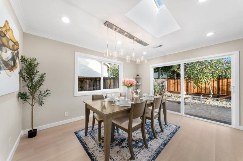 1351 Kintyre Way