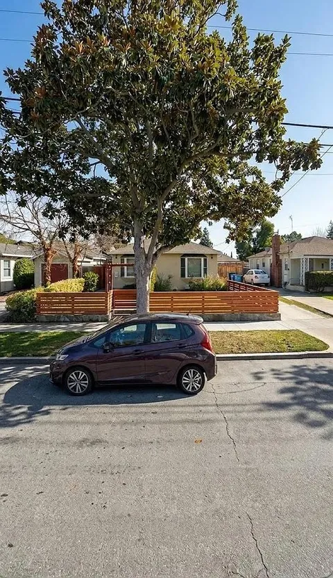 MLS: ML82048354