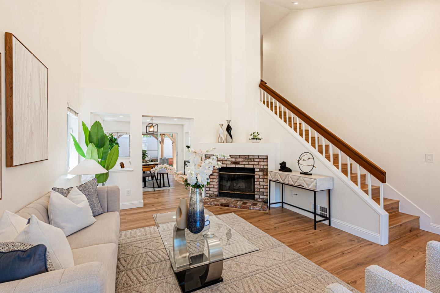 1101 Clifford Lane