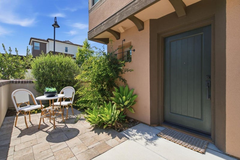 2348 Toledo Terrace