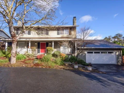 11 Krista Lane, San Carlos, CA 94070 - #: ML82031307