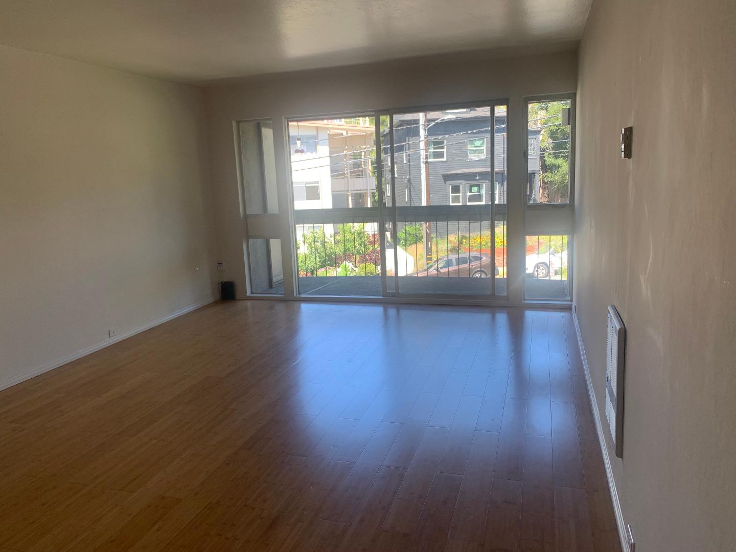 323 Monte Vista Avenue 203