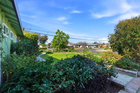 Tiny photo for 2298 Sunrise Drive, SAN JOSE, CA 95124 (MLS # ML82036029)