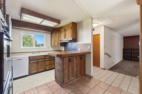 Tiny photo for 2298 Sunrise Drive, SAN JOSE, CA 95124 (MLS # ML82036029)
