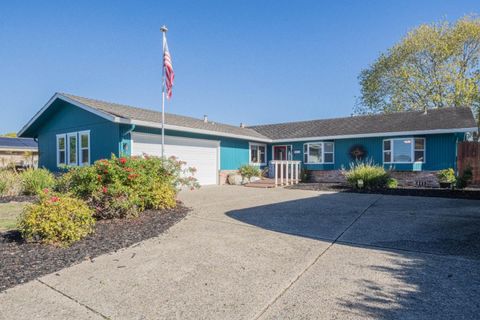 Photo of 9919 Mimosa Path, SALINAS, CA 93907 (MLS # ML82028207)