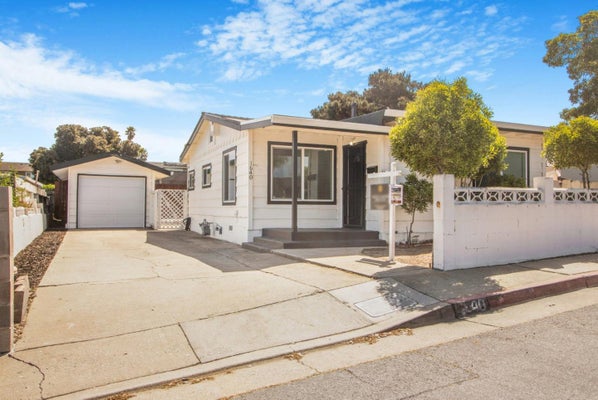 1640 JUDSON ST, SEASIDE, CA 93955 - Image 4422a3224f231128fa2e0e615cf97ccd/847184636