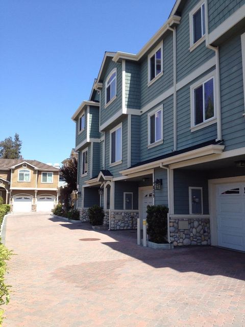 Photo of 809 Lippert Place, SANTA CLARA, CA 95050 (MLS # ML82037226)