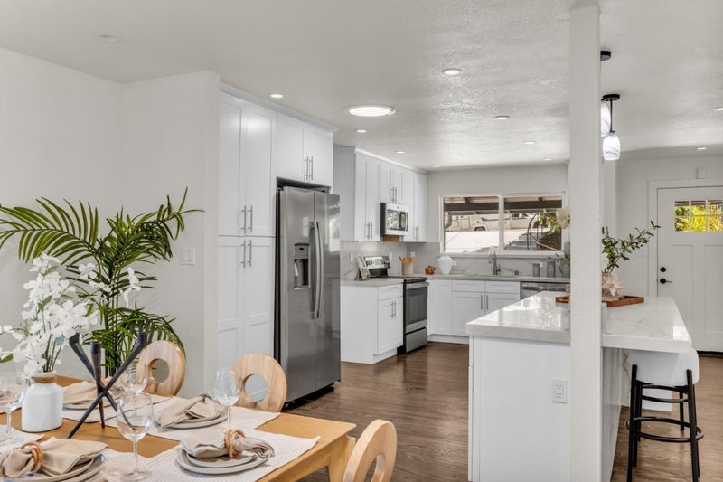 388 Ashford Avenue