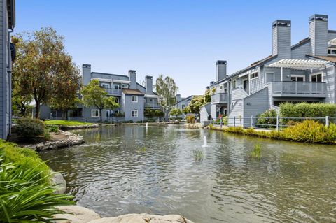 Photo of 441 Cork Harbour Circle #H, REDWOOD CITY, CA 94065 (MLS # ML82044442)