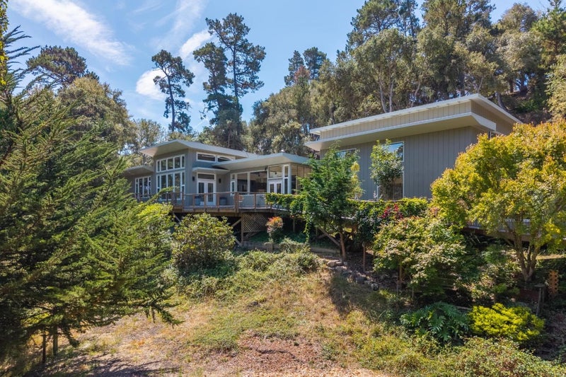 568 Aguajito Road