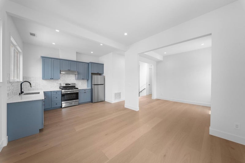 3774 Mission Street