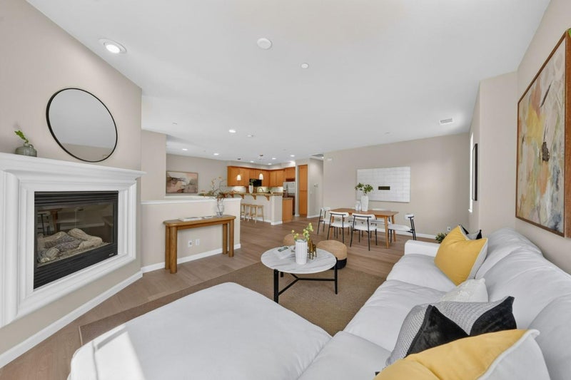 2193 Santoro Lane