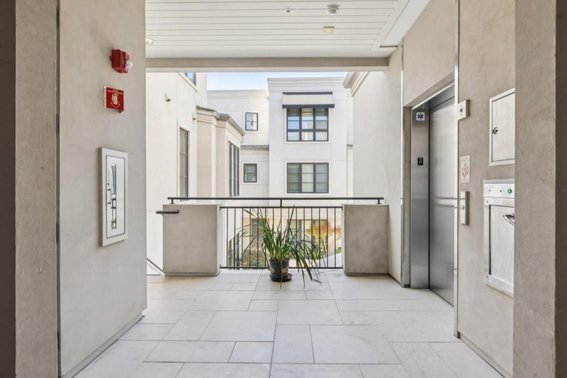 320 Bryant Street