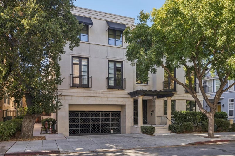 320 Bryant Street