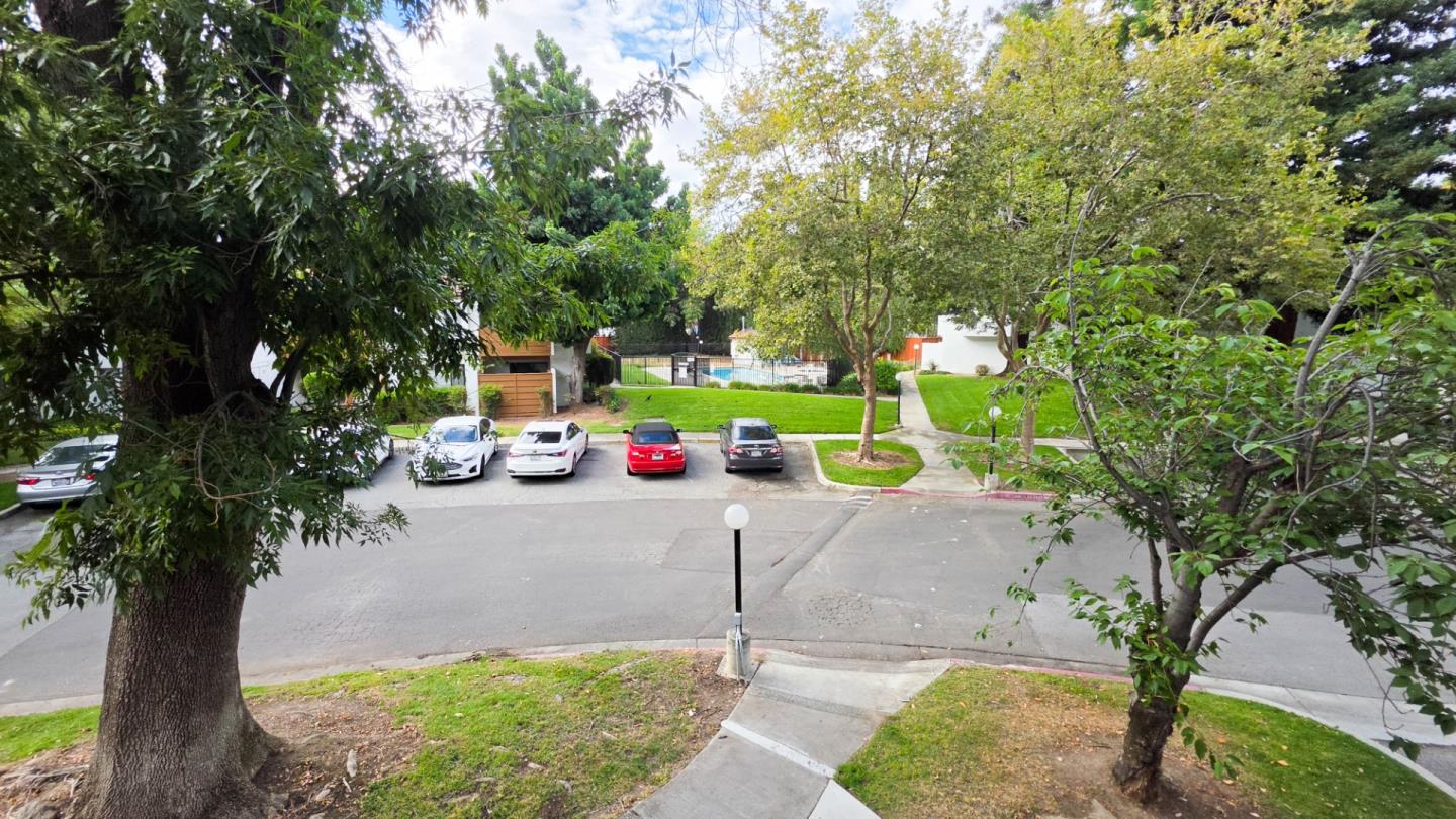 2452 Sequester Court