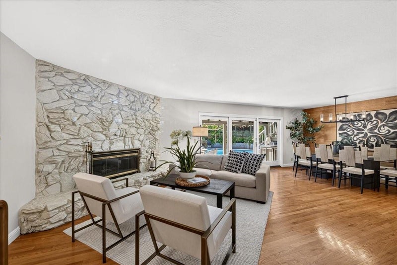104 Old Orchard Dr