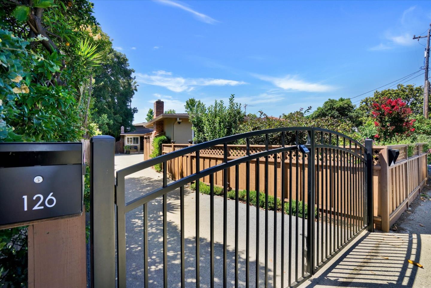 124 Oakwood Drive