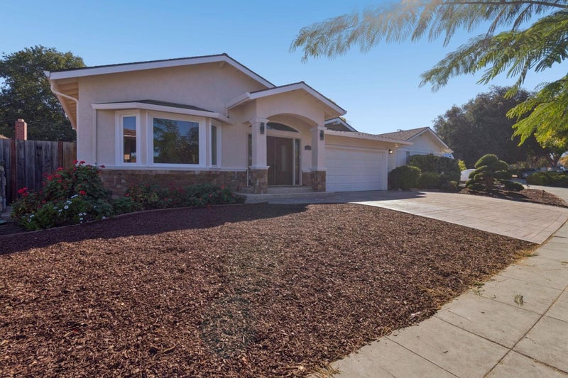 6374 Wisteria Way