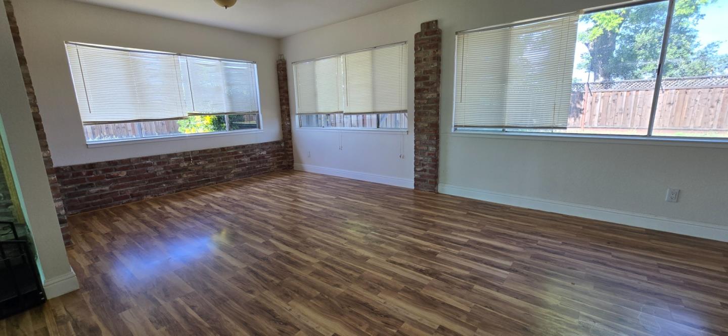 2701 Hoffman Lane