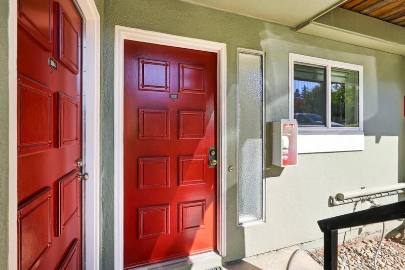 4004 Farm Hill Boulevard 103