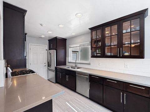 Tiny photo for 225 Lauella Court, MOUNTAIN VIEW, CA 94041 (MLS # ML82026494)