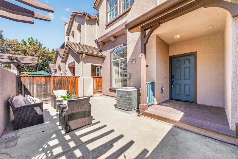 3079 Brunetti Place