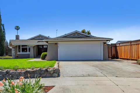 Featured picture for the property ML82005898