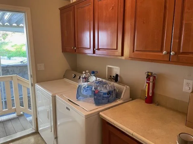 Salinas, California 93907, United States, 3 Bedrooms Bedrooms, ,2 BathroomsBathrooms,Residential,Contingent,80335