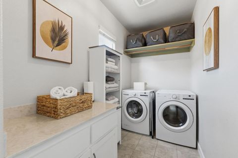 Tiny photo for 5521 Southcrest Way, San Jose, CA 95123 (MLS # ML82028699)