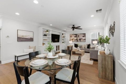 Tiny photo for 5521 Southcrest Way, San Jose, CA 95123 (MLS # ML82028699)