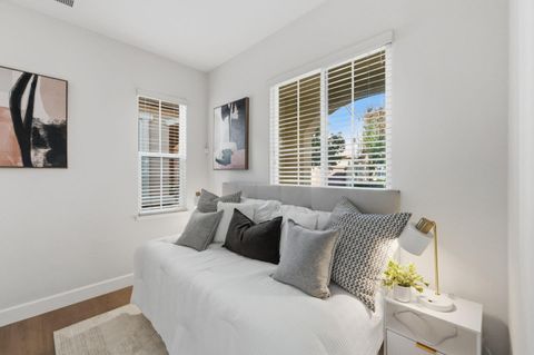 Tiny photo for 5521 Southcrest Way, San Jose, CA 95123 (MLS # ML82028699)