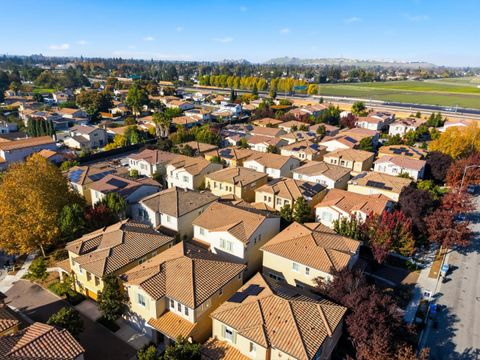 Tiny photo for 5521 Southcrest Way, San Jose, CA 95123 (MLS # ML82028699)