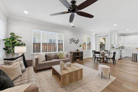 Tiny photo for 5521 Southcrest Way, San Jose, CA 95123 (MLS # ML82028699)