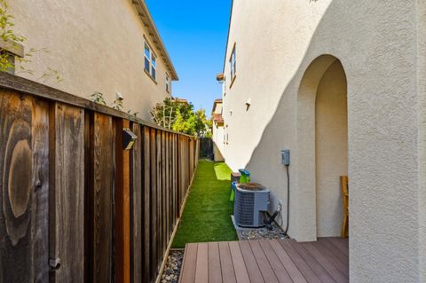 Tiny photo for 5521 Southcrest Way, San Jose, CA 95123 (MLS # ML82028699)