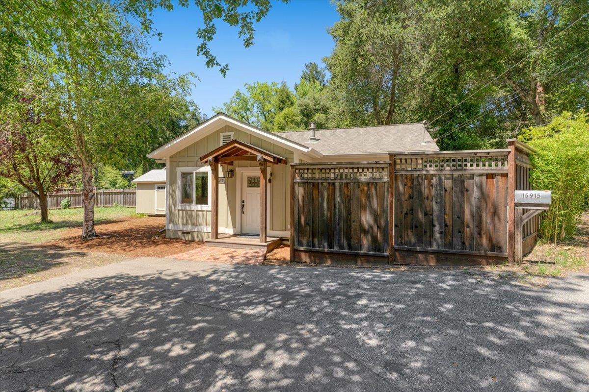 15915 Kings Creek Road