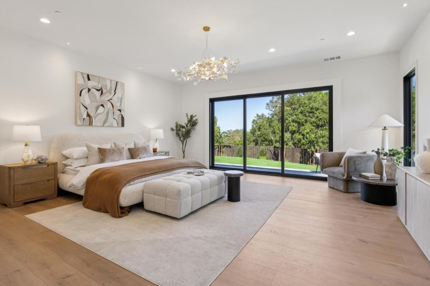 16070 Matilija Drive